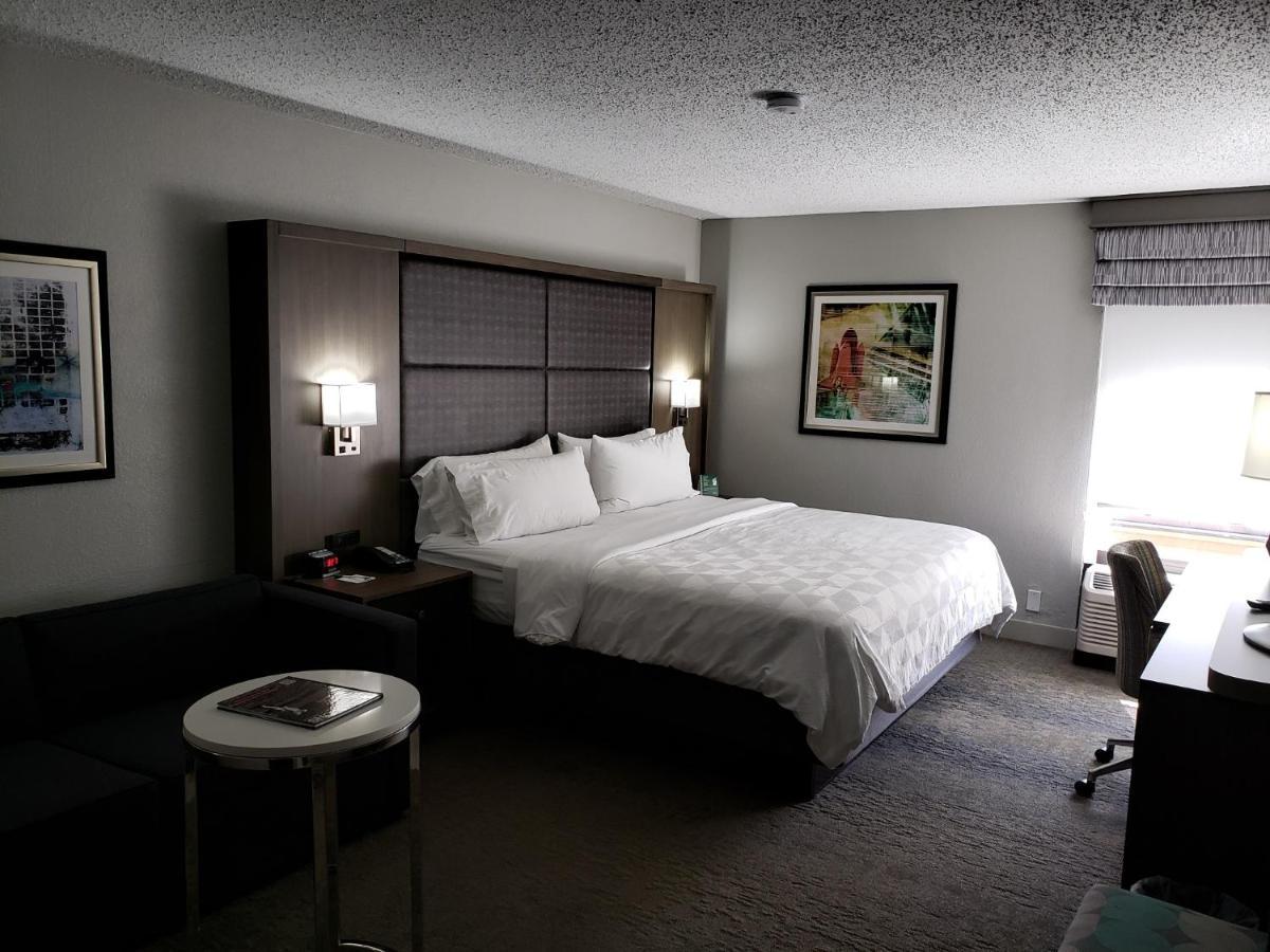 Holiday Inn Huntsville - Research Park By Ihg Exteriör bild