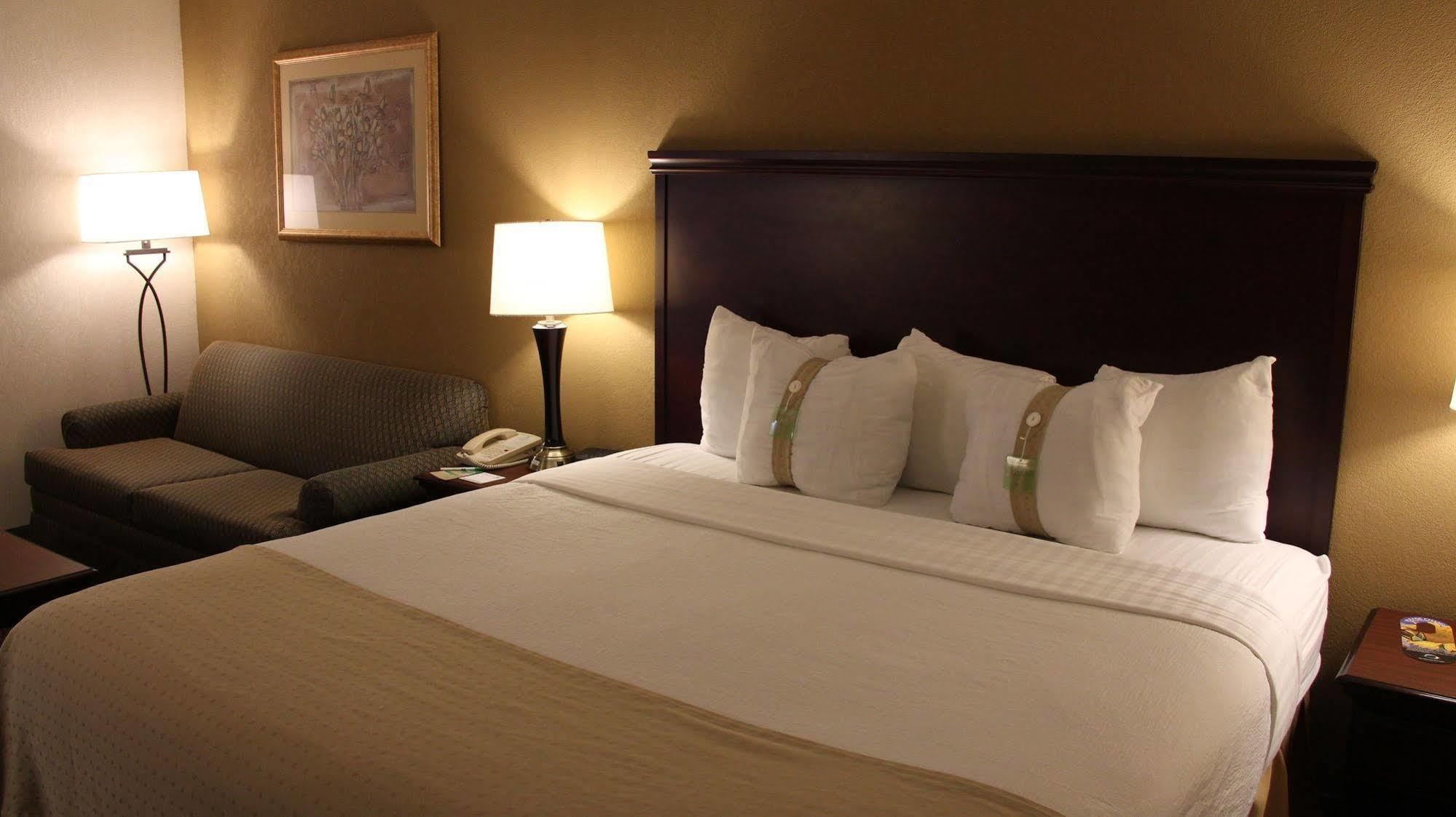 Holiday Inn Huntsville - Research Park By Ihg Exteriör bild